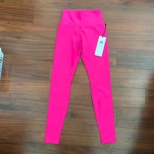 Alo hot pink leggings